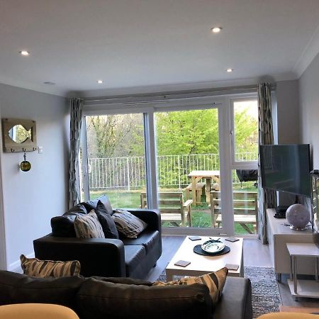 Captivating 2-Bed Villa In Millendreath Near Looe Exterior foto